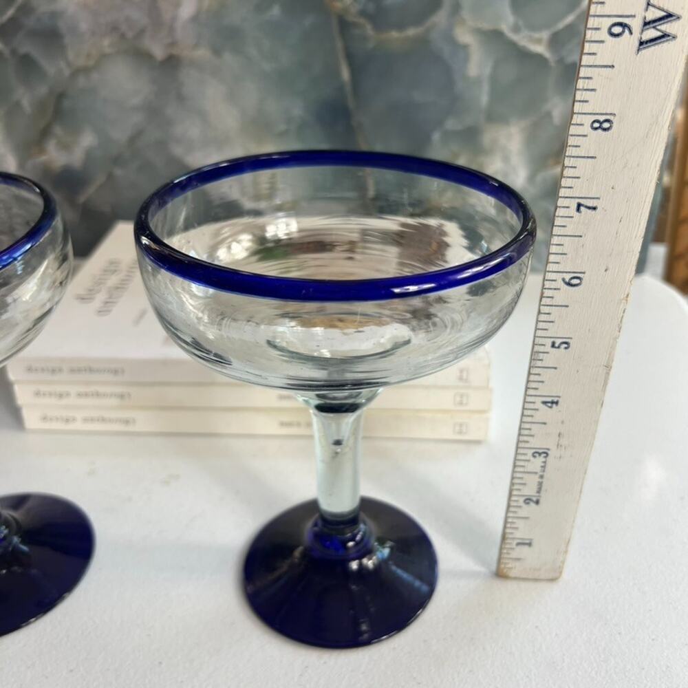 Hand blown Margarita Glasses Set of 2 6.5" Tall Clear Cobalt Blue Rim - Picture 3 of 4